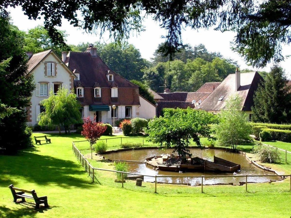 Le Troncais Hotel Saint-Bonnet-Troncais Exterior photo